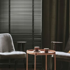 Elektrische houten jaloezieën